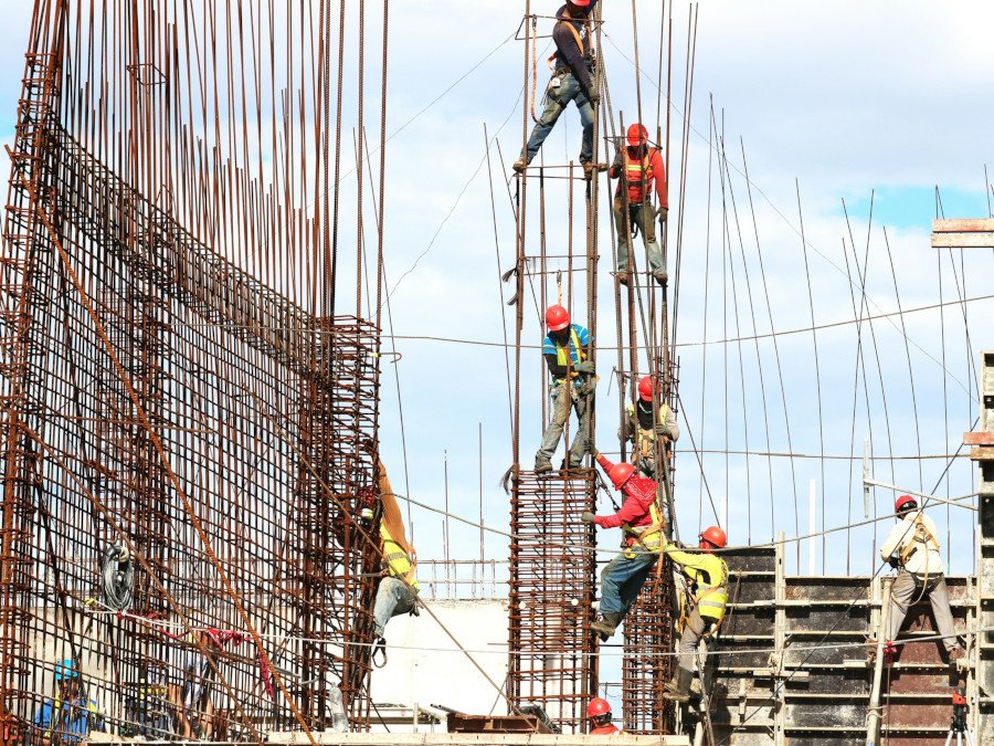 Edificio en construcción - Publicada o republicada en Scientias - Noticias de Ciencia de España y países de habla hispana