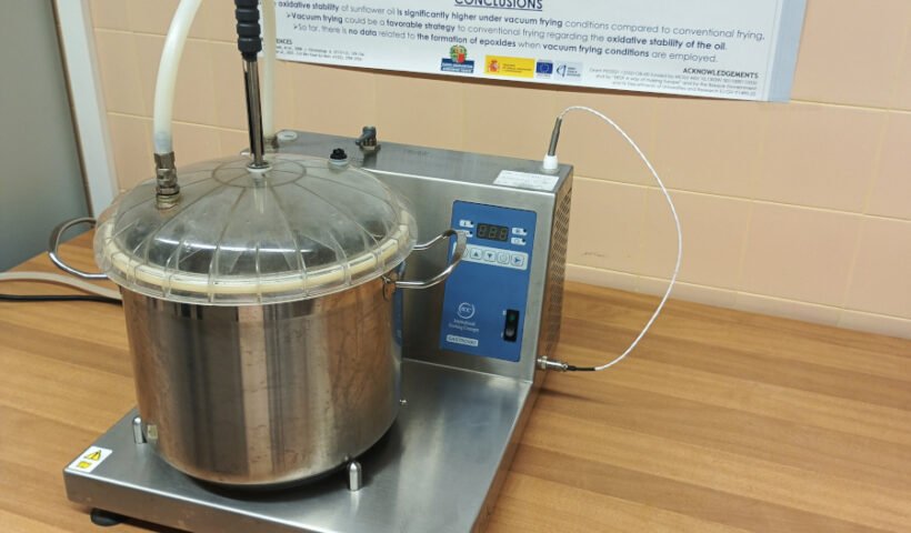 Dispositivo para ionizar el aceite (Andrea Martínez Yusta)