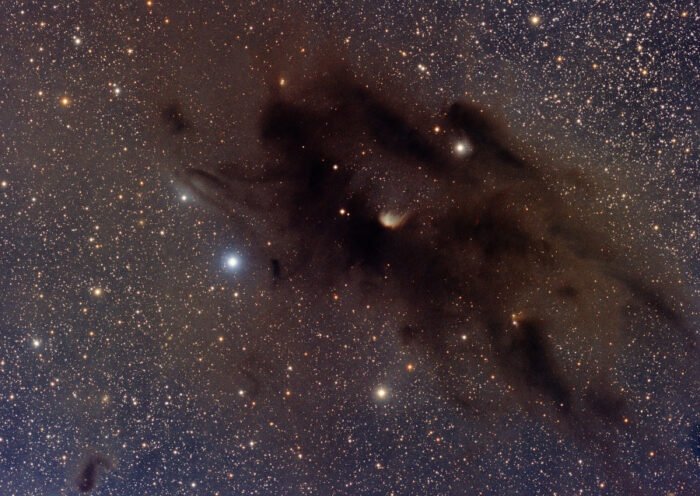 https://upload.wikimedia.org/wikipedia/commons/9/99/Taurus_moleculair_Cloud_1_IC2087.jpg Credits: Keesscherer, CC BY-SA 4.0
