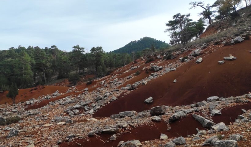 Uno de los depósitos de bauxitas de Cuenca