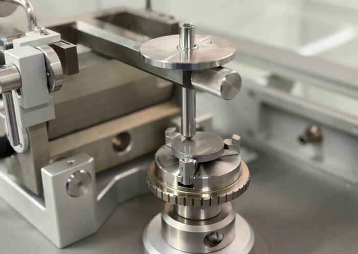 Pruebas de los recubrimientos en los laboratorios de la UPCT (María Dolores Avilés)